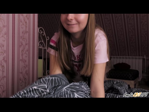 ❤️ Blondie nyedot BFF nya Deeply na Gets cum dina sungut nya ❤️ Poro kualitas dina su.eviewporn.ru ﹏